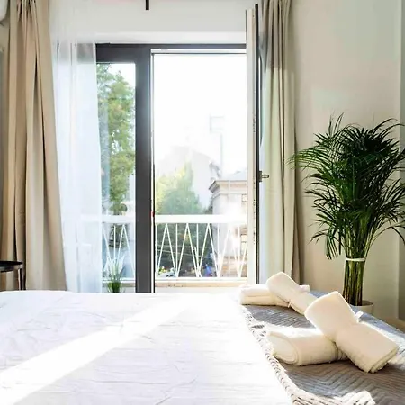 Apartment Bright - Location - Balcony