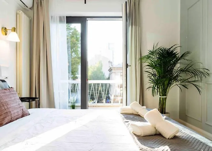 Apartment Bright - Location - Balcony