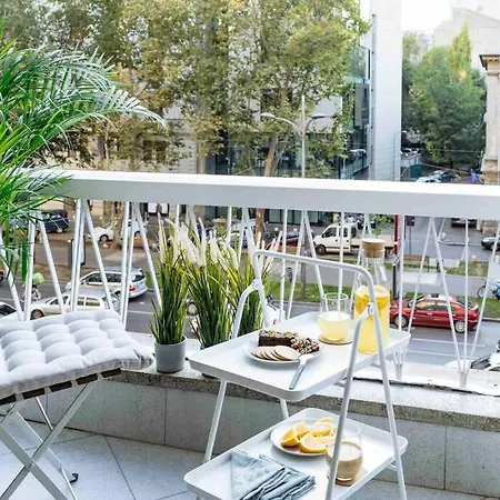 Bright - Location - Balcony